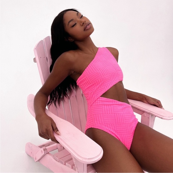 New Beach Riot Celine One Piece Pink Terry Cutout Swimsuit Size XL - Picture 2 of 8